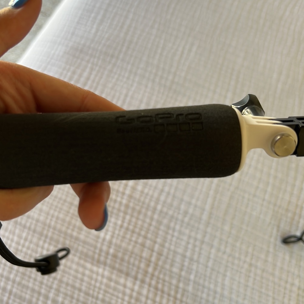 GoPro Floating Handler Floating Grip Accessory - Picture 2 of 2